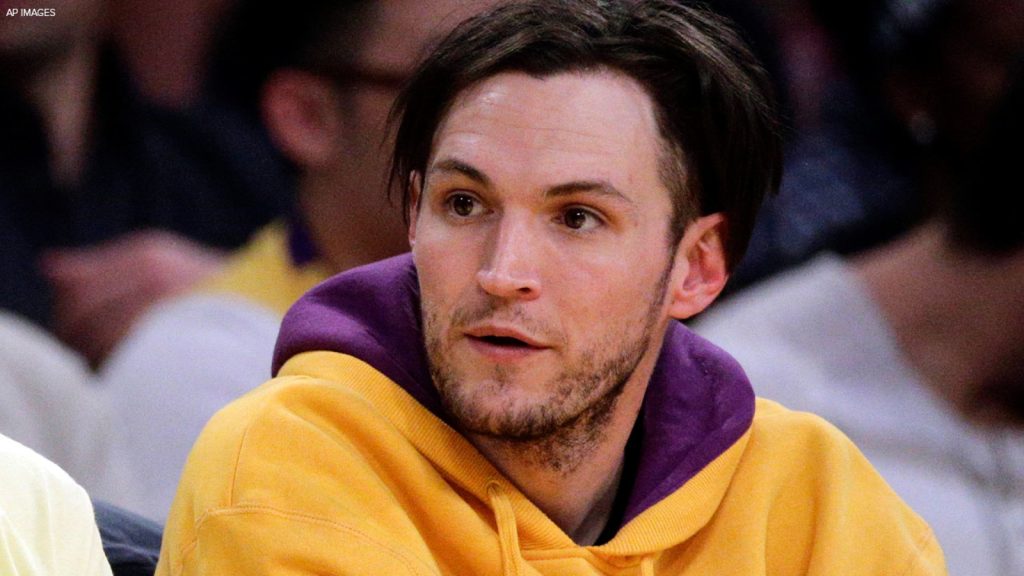 Josh Klinghoffer, former Red Hot Chili Peppers guitarist, sued for wrongful death after deadly Alhambra crash 15050338 Guitarist Sued Ap Clean Tn Img.jpg