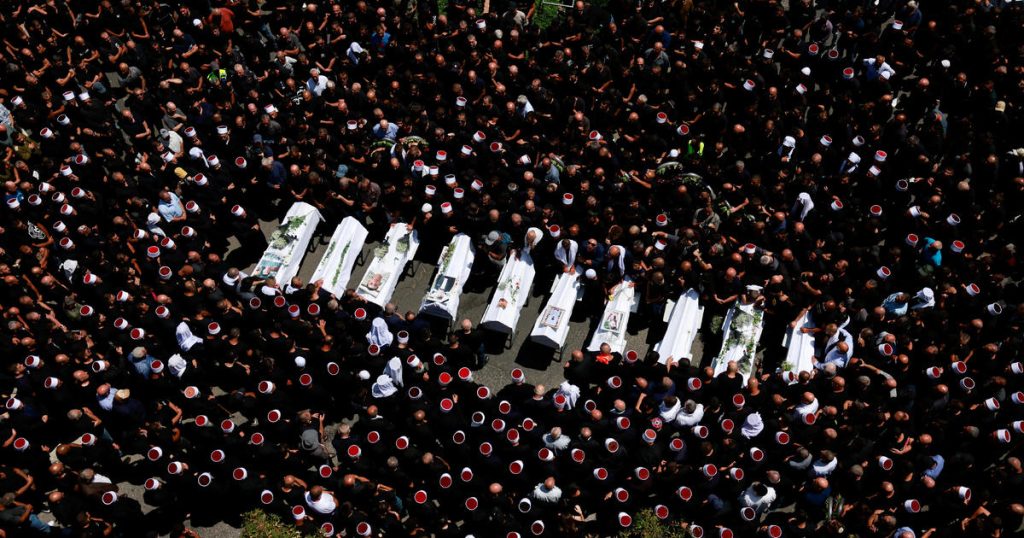 2024 07 28t111558z 168145388 Rc2849a1313s Rtrmadp 3 Israel Palestinians Lebanon Funerals.jpg