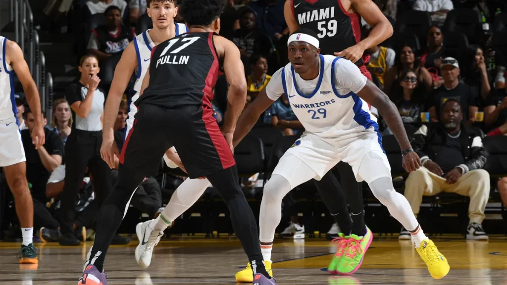 Daeqwon Plowden Defense Getty.jpg