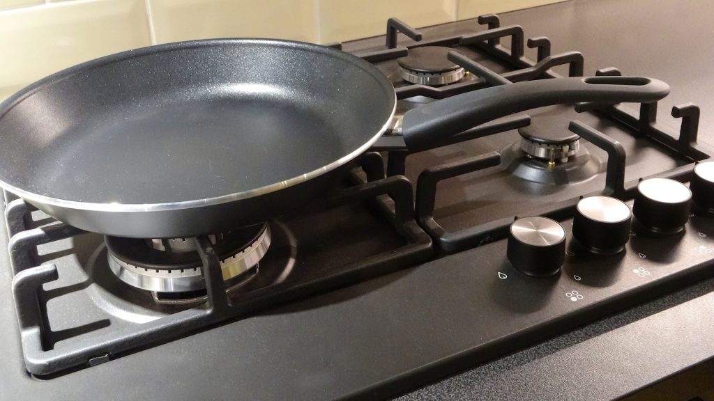 Nonstick Teflon Pan Gty Jt 240726 1722008778531 Hpmain 16x9.jpg