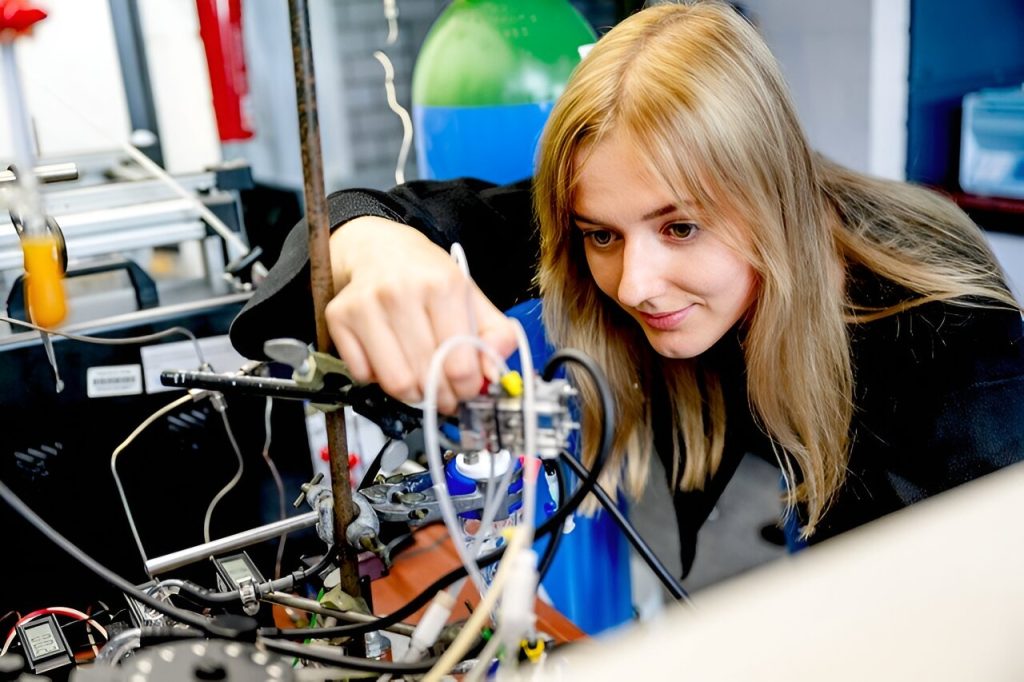 Producing hydrogen and fertilizer at the same time Producing Hydrogen And.jpg