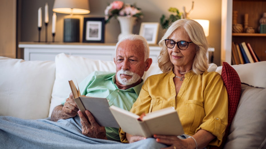 Study reveals why ‘super agers’ maintain ‘outstanding memory’ into their 80s Older couple reading.jpg