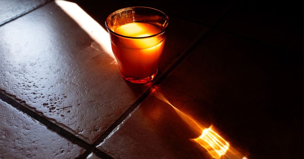 Sunlit orange juice 1200 628 facebook.jpg